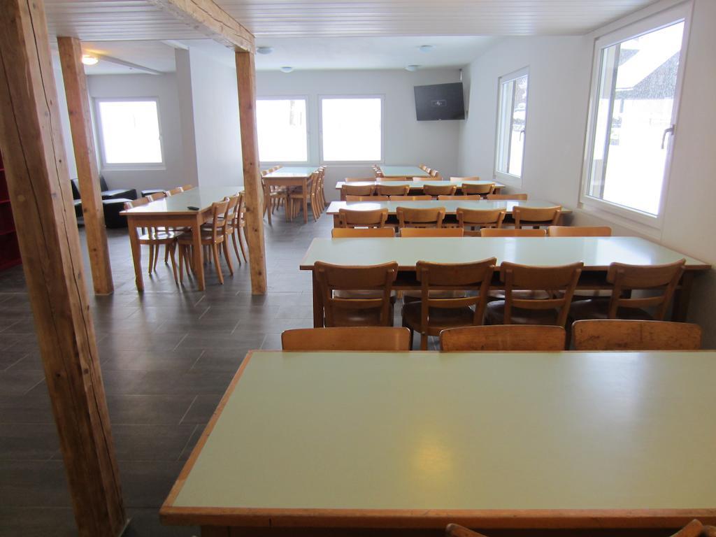 Mountain Lodge Backpackercamp Lenk Luaran gambar